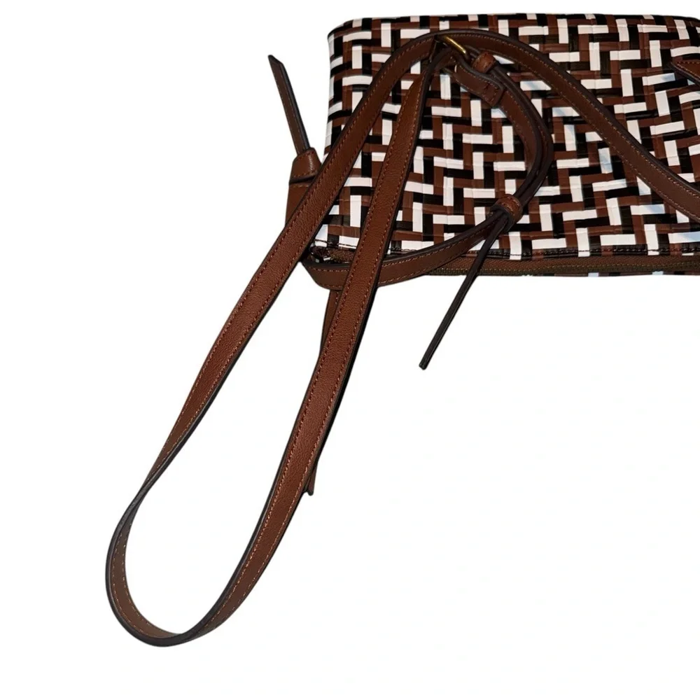 FRYE & CO Multicolor Embossed Woven Braided Crossbody Handbag Bag